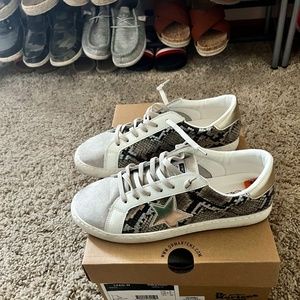 GOLDEN GOOSE DUPES